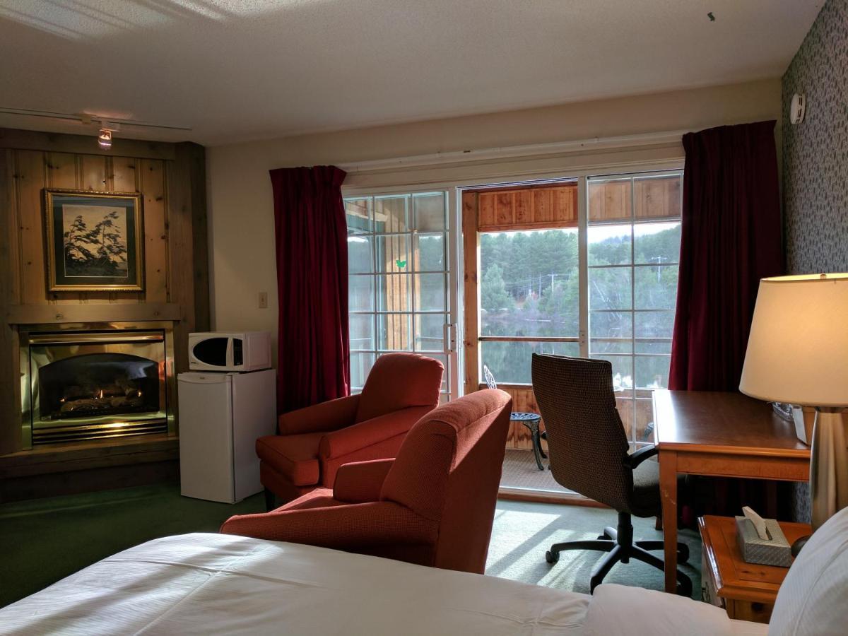 Algonquin Lakeside Inn Dwight Cameră foto