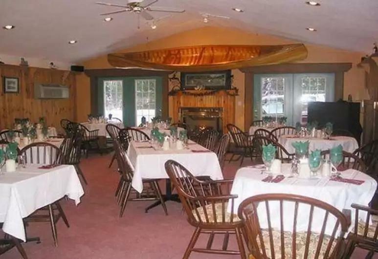 Algonquin Lakeside Inn Dwight Exterior foto